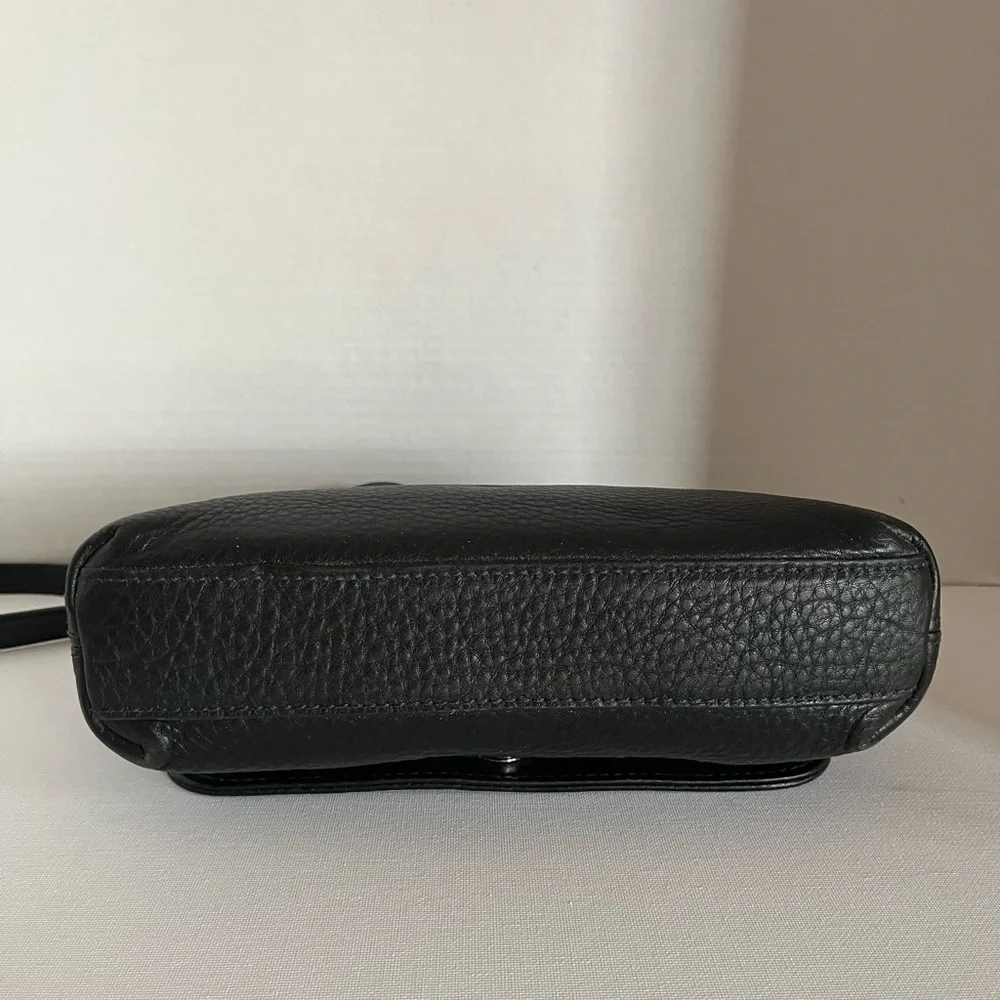 Vtg COACH Leather Hudson Black Flap Shoulder Bag Crossbody Purse L8P-6801 - Picture 6 of 12